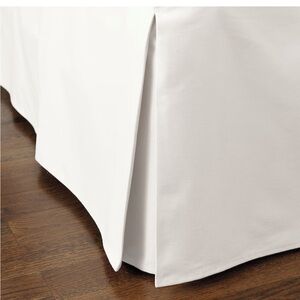 Ballard Designs Tailored Bed Skirt - Super White Twill - king - EUC